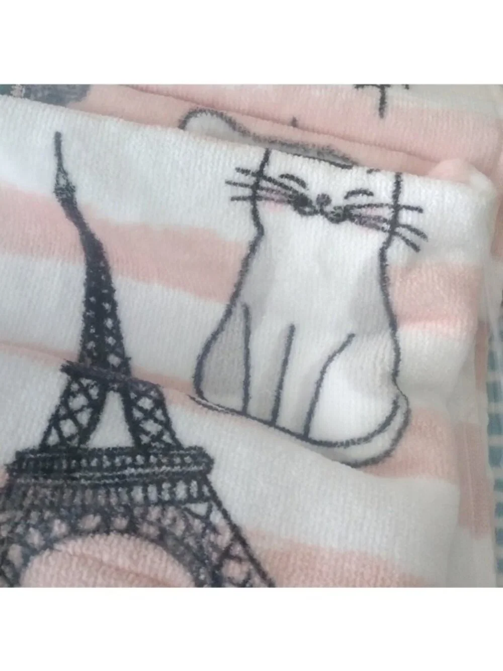 Kassafina Home Collection Laughing French Kitty Bath + Hand Towels, Washclot…